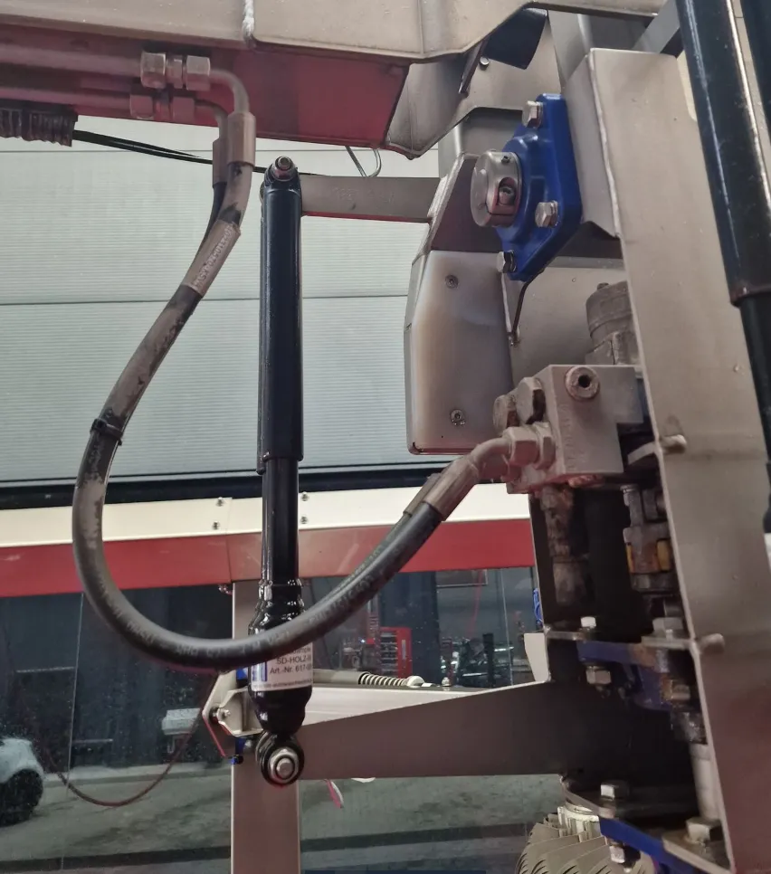 [WP432002] Hydraulische slang tbv RUW borstel (tussen arm en motor) - 102310570-KSVA (niet meelopend !)