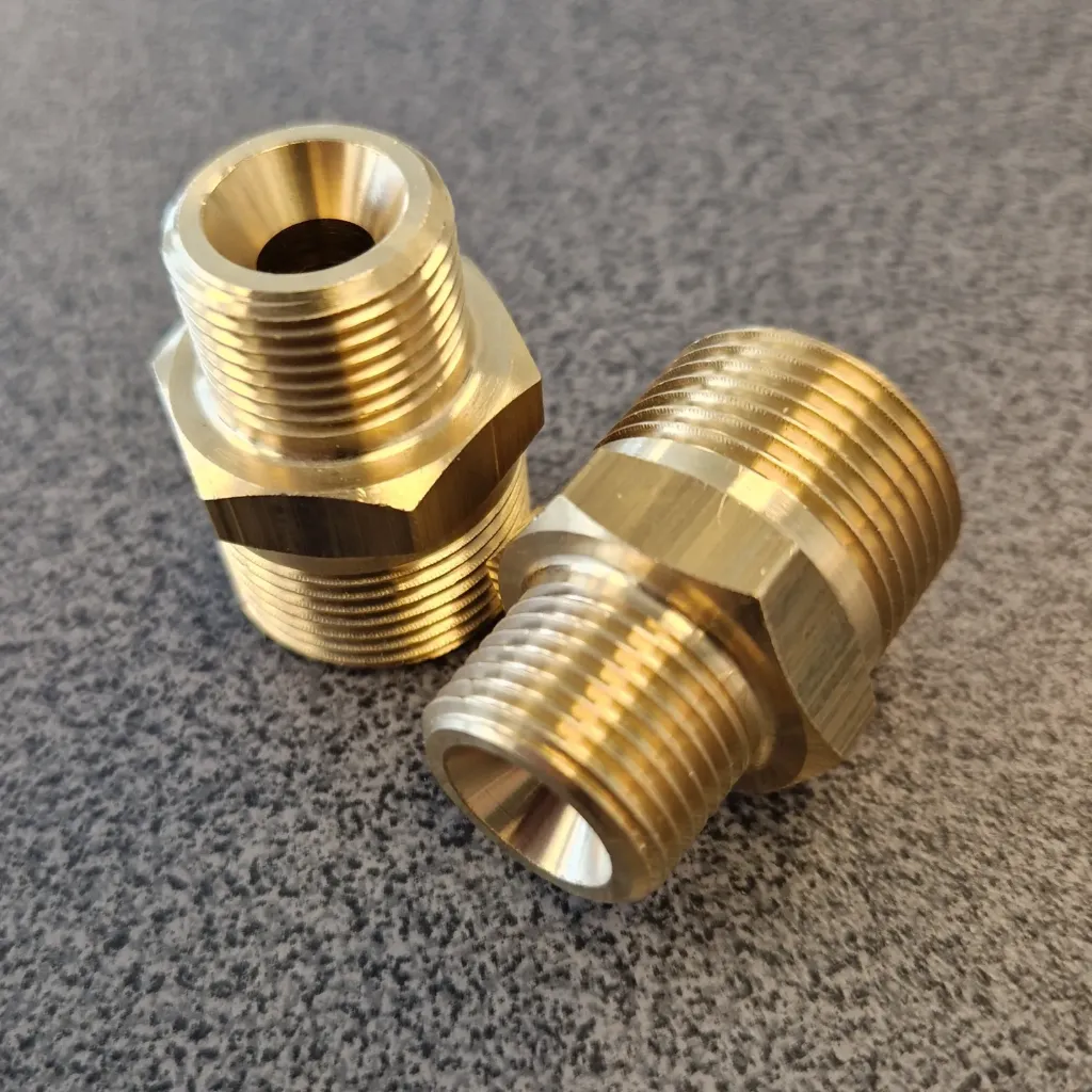 Mamelon en laiton 3/8" NPT pour pompe CAT